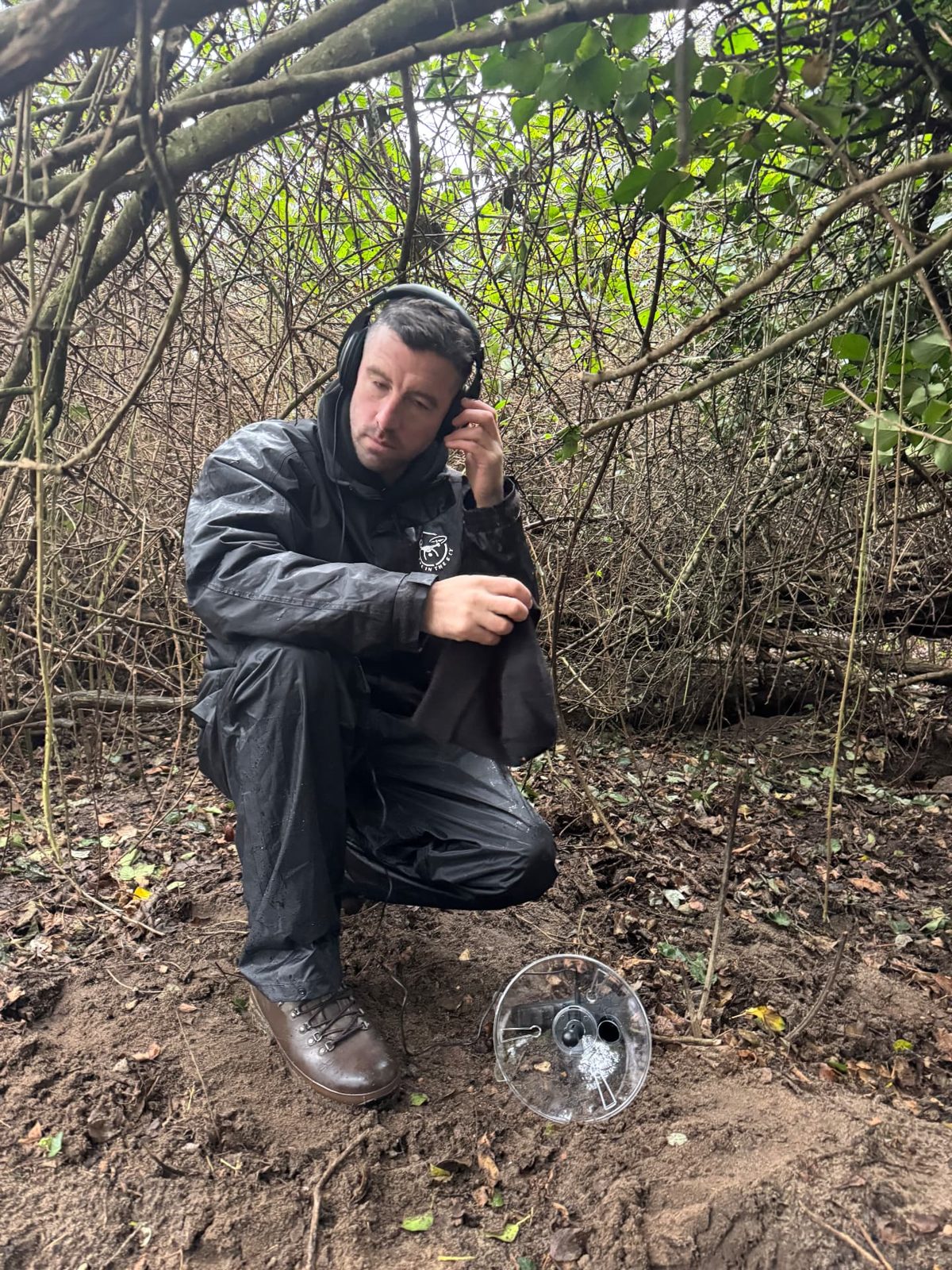 Setting a trail camera
